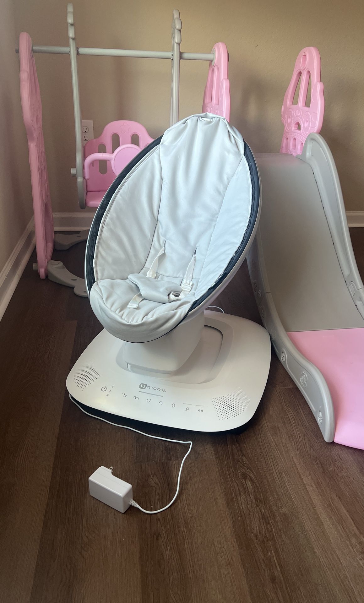 4 Moms Multi motion Swing