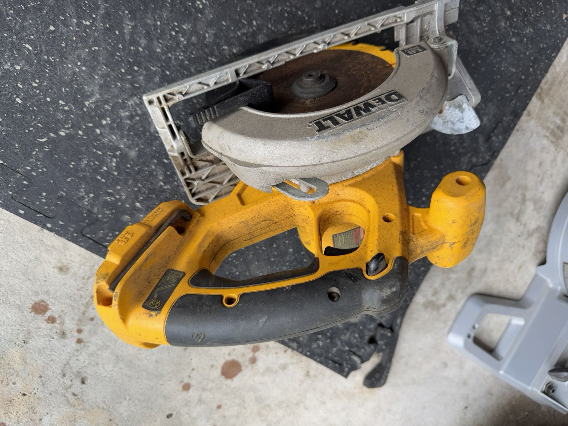 Dewalt Skill Saw