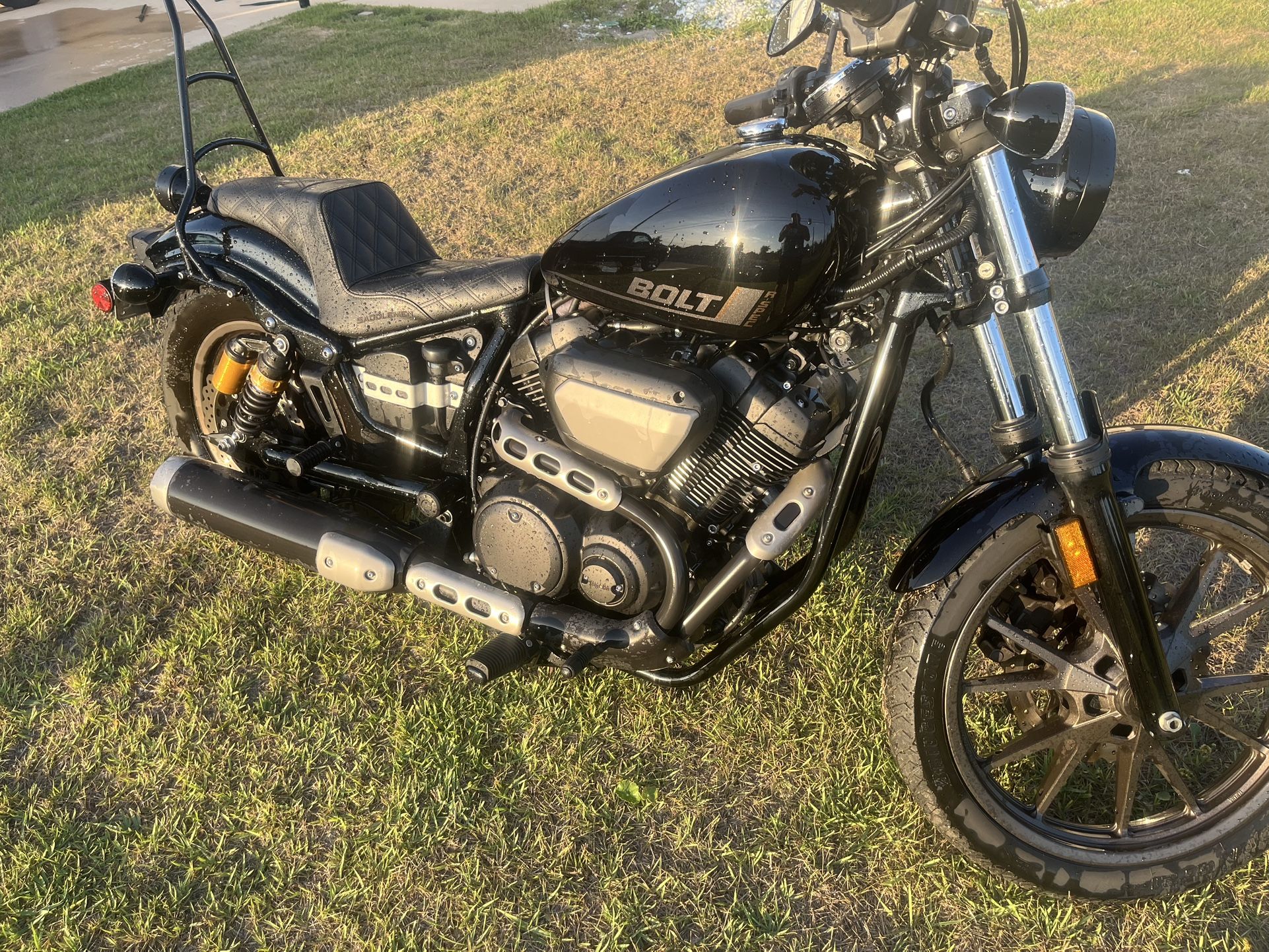 2021 Yamaha Bolt