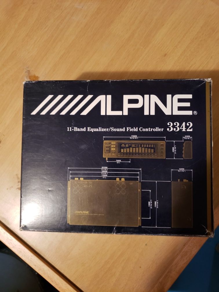 Alpine 3342 - 11 Band Equalizer