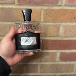 Creed Aventus 