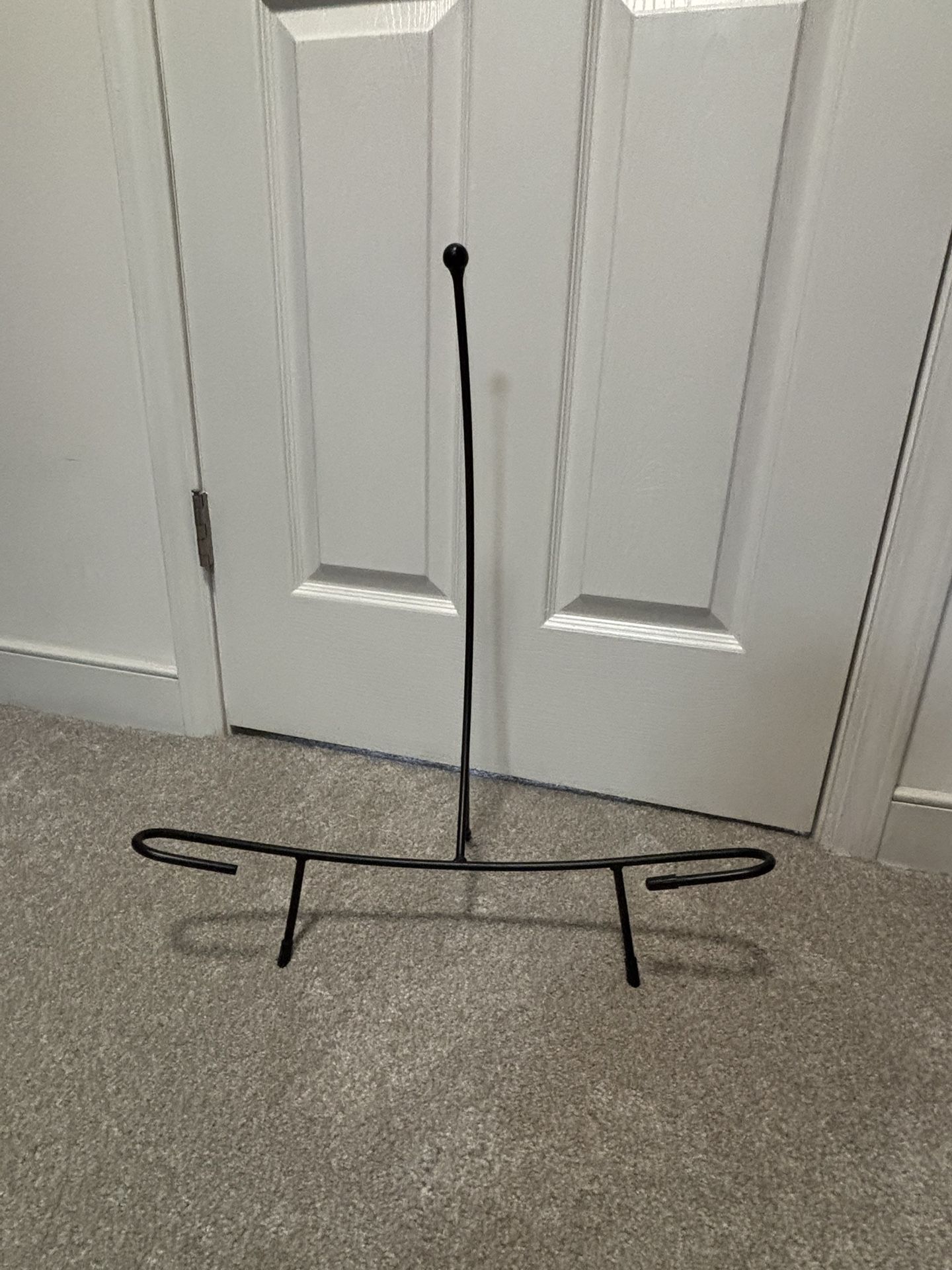 Large Wrought iron Decorative Plate Stand