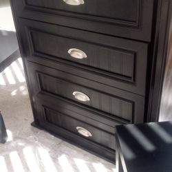 Black Bedroom Set