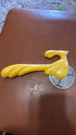 Roadrunner shaped pizza cutter