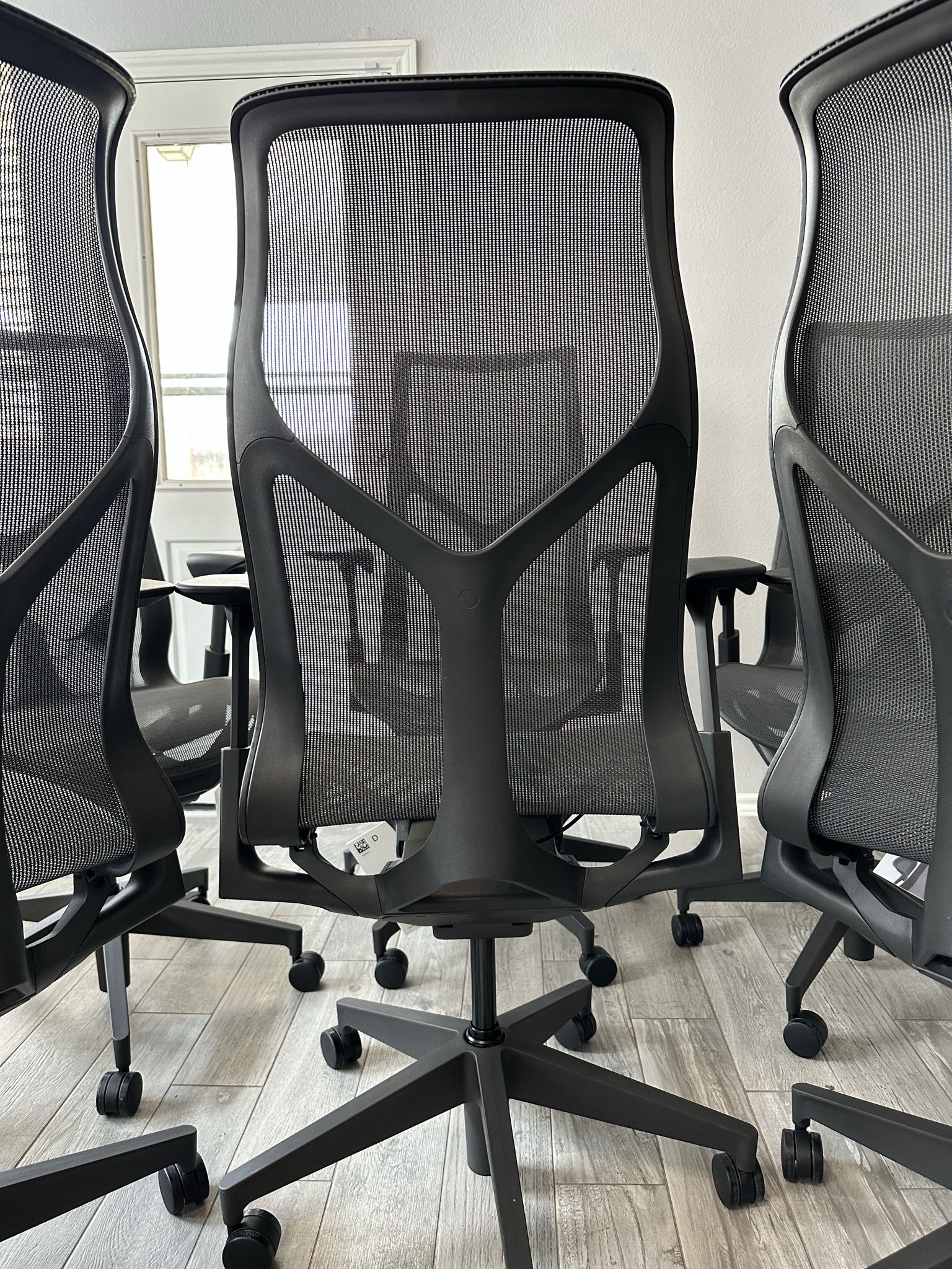 🔥50% OFF BRAND NEW HERMAN MILLER COSM CHAIR HIGH BACK FULLY LOADED 2023 🔥 $995.