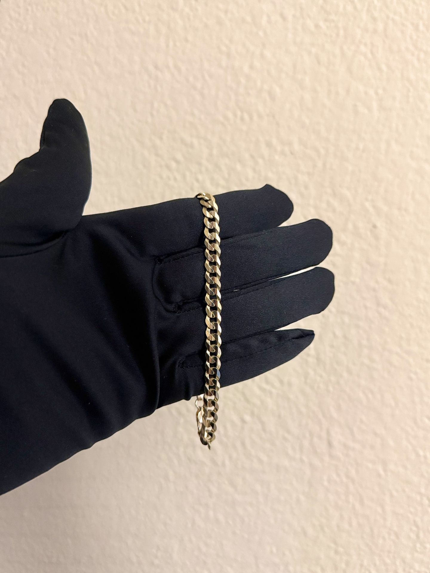 14K Cuban Link Bracelet