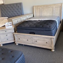 Farmhouse Solid Bedroom Set With Storage Large And Heavy Must Go  Add A Beautyrest Black QUEEN 