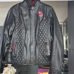 Beautiful Women’s Harley Jacket 