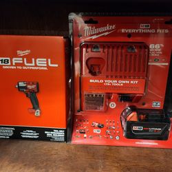 Milwaukee M18 FUEL 1/2 Mid Torque Impact Wrench With Battery STARTER KIT 