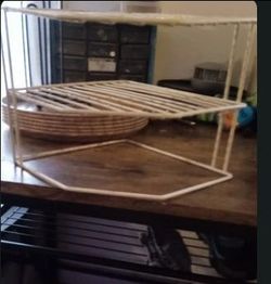 White Wire Cooling Rack with Legs