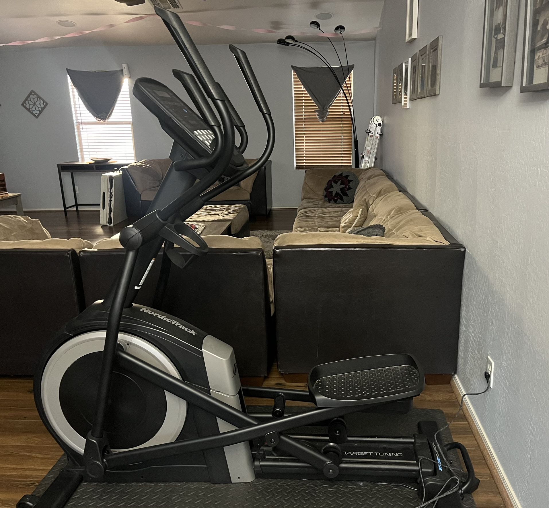 NordicTrack Studio Smart Elliptical 