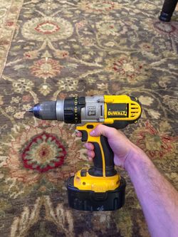 DeWalt DCD950 XRP 18V 1/2” Hammer Drill + Battery – $40