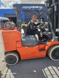 Toyota Forklift Super Giant...gigante 