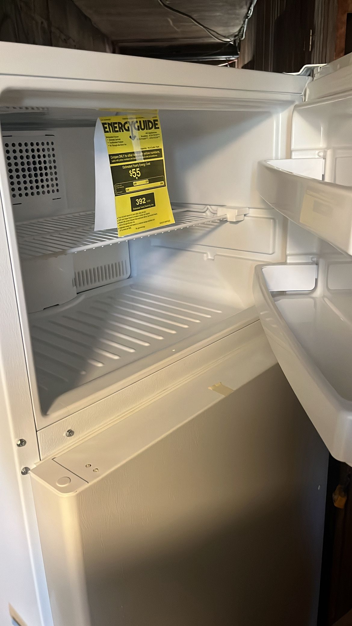Refrigerator 
