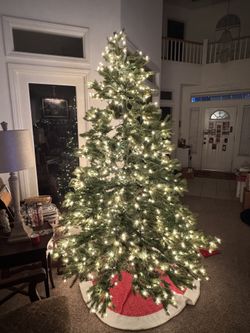 7' Tree With Lights