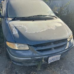 2000 Dodge Caravan