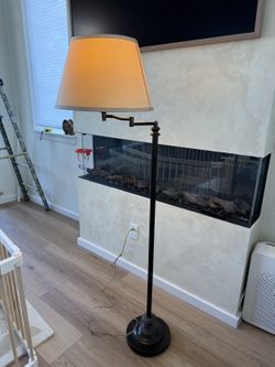Restoration Hardware Swing-Arm Floor Lamp – Vintage, Dark Bronze