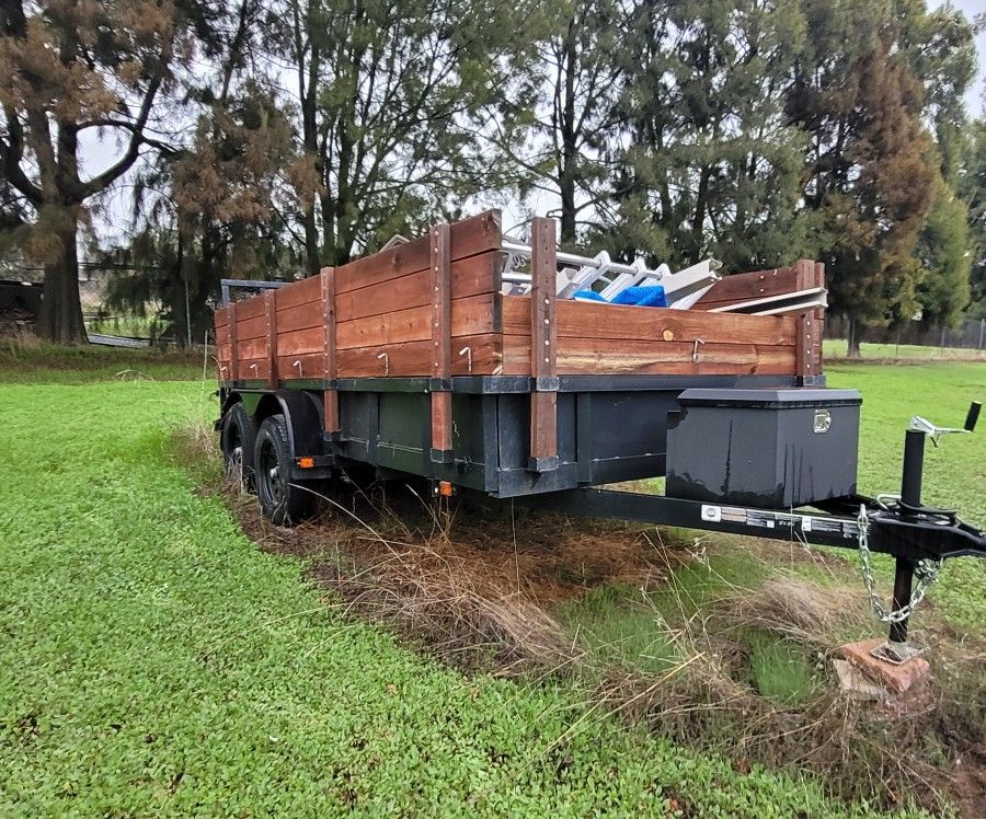 UTILITY FLAT BED TRAILER