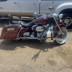 2001 Harley davidson Road king classic