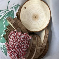 Small Wood Slices 30 