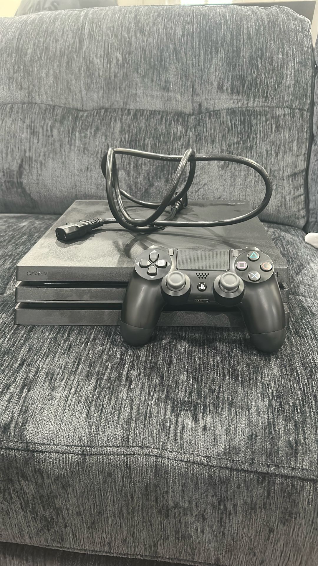 PS4 Pro W All Cables