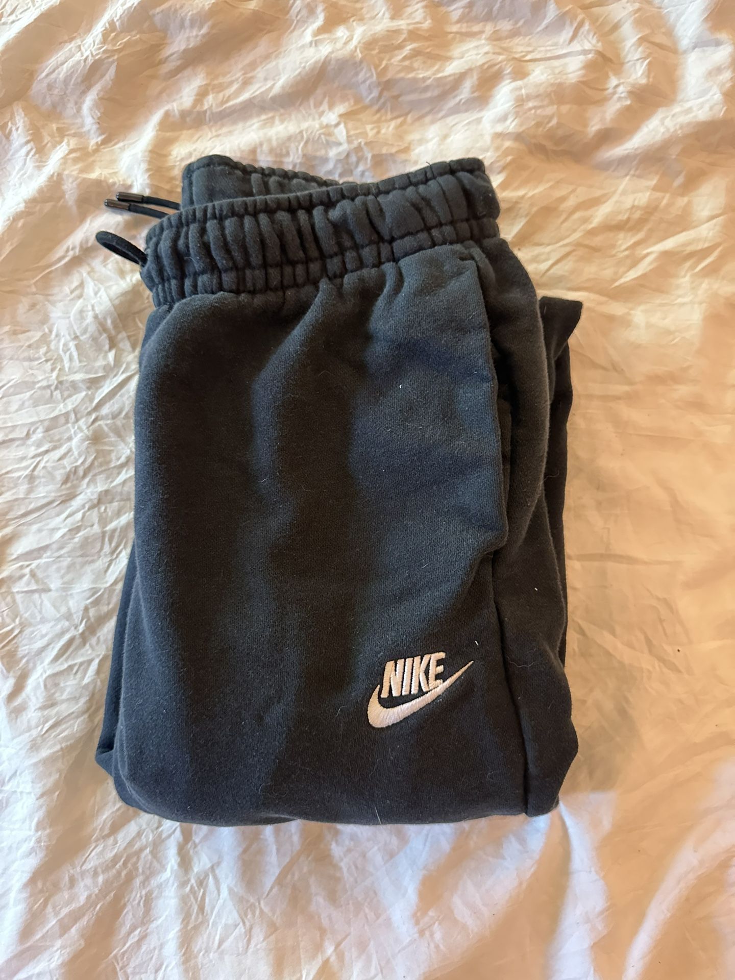women’s nike joggers size small bundle