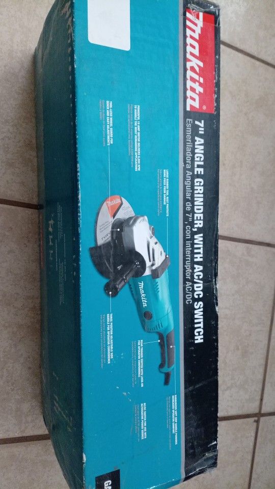 Makita Grinder