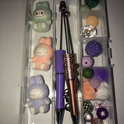 Labubu Pen & Keychain Kit 