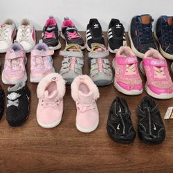 Lot of (14) Kids and Baby Shoes  
Nike, Jordan's, Puma, Adidas, Levi's