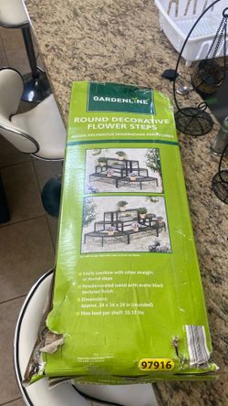 Gardenline round decorative flower steps