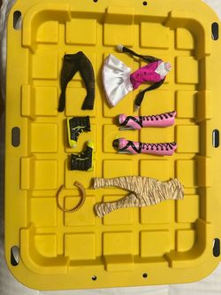 Monster High clothes accessories Lot