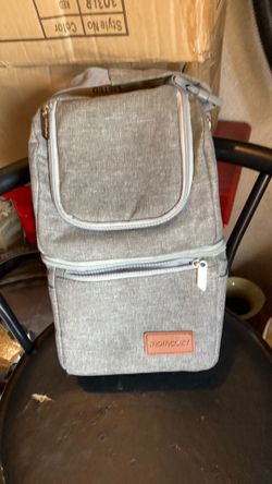 Momcozy insulated bottle and or food carrier.