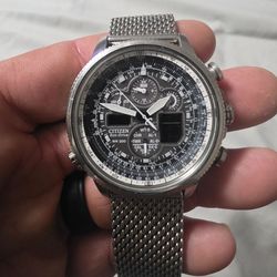 Citizen Navihawk. Needs to be cleaned obviously. Was my daily.