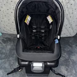 Graco SnugRide Lite 35 DLX