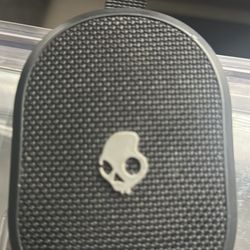 BLUETHOO SKYDY STRONG  SOUND LIKE NEW $50