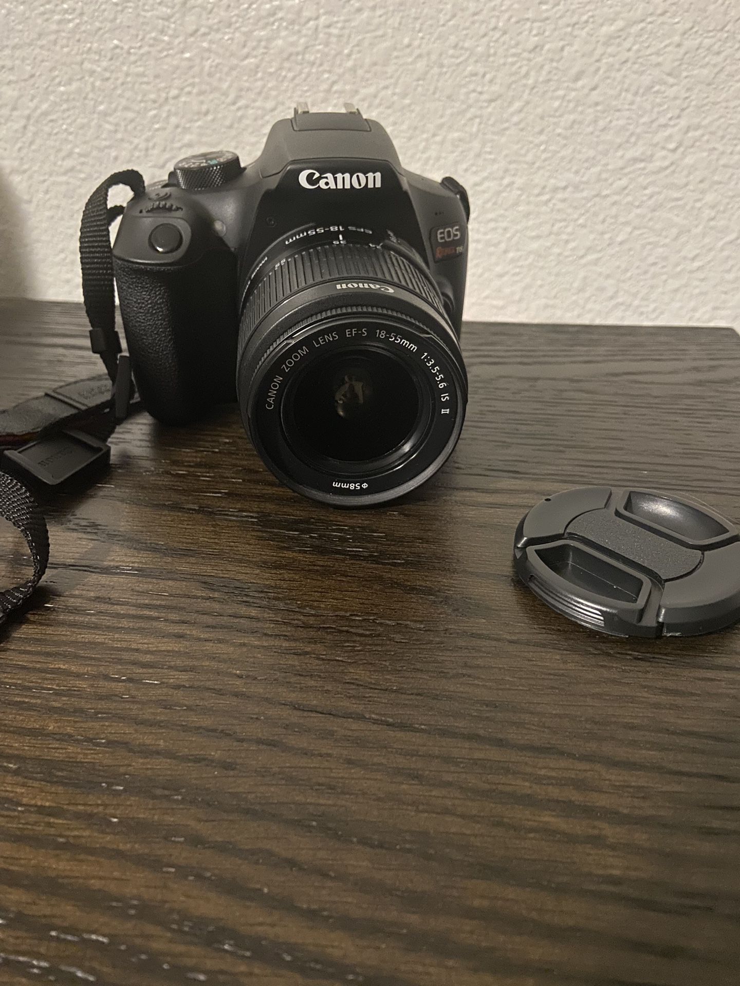 Canon T6 Camera