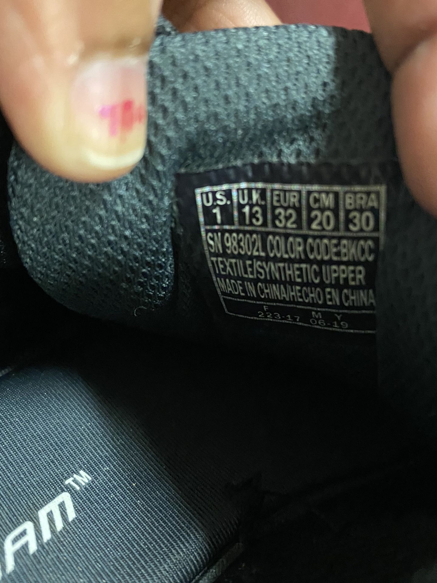 Sketches Boys Shoe Size 1