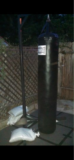 6ft Prolast Heavy Bag + Freestanding Steel Stand