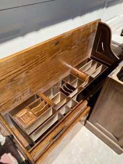 Free solid oak desk