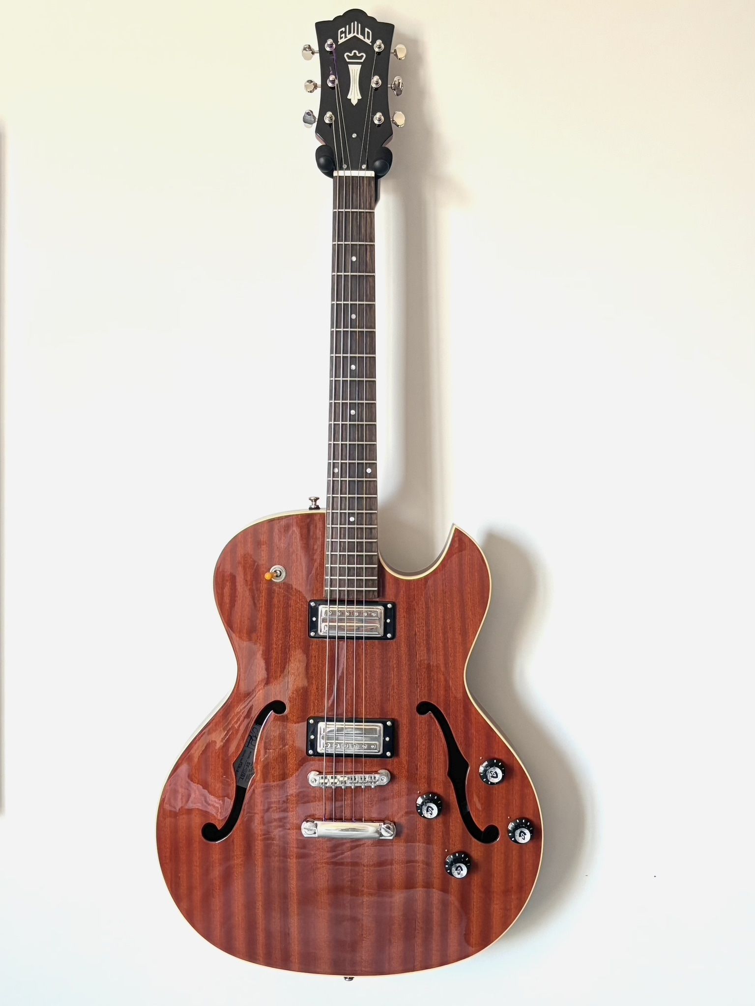 Guild Newark St. Collection Starfire II ST - Natural Mahogany w/HSC