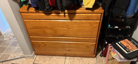 Dresser