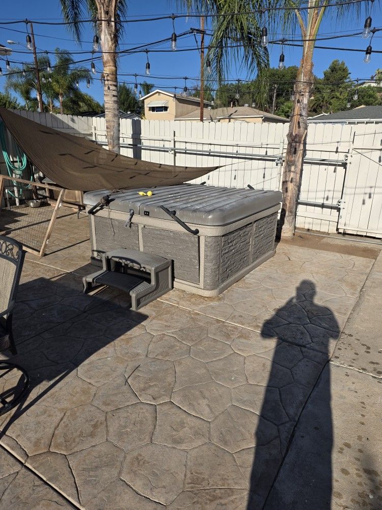 Hot Tub