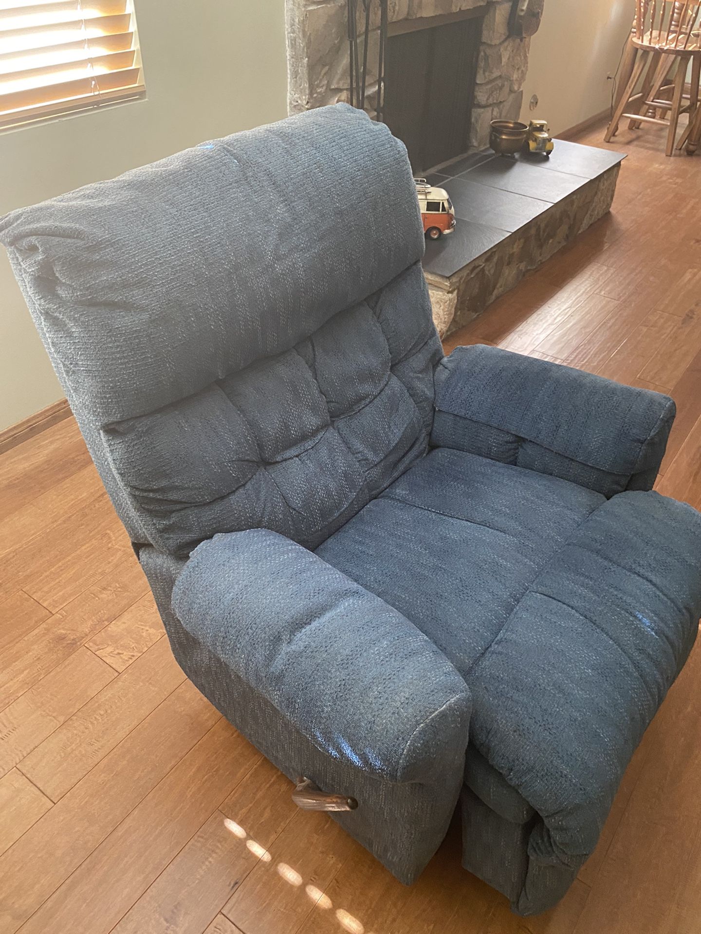 Free Recliner for Sale in Covina, CA OfferUp