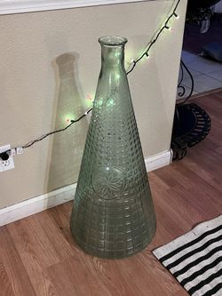 Large Tint Green Mandala Glass Vase 