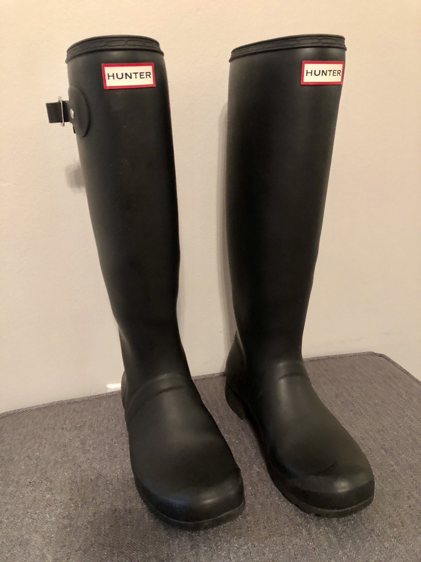 Hunter black rain boots