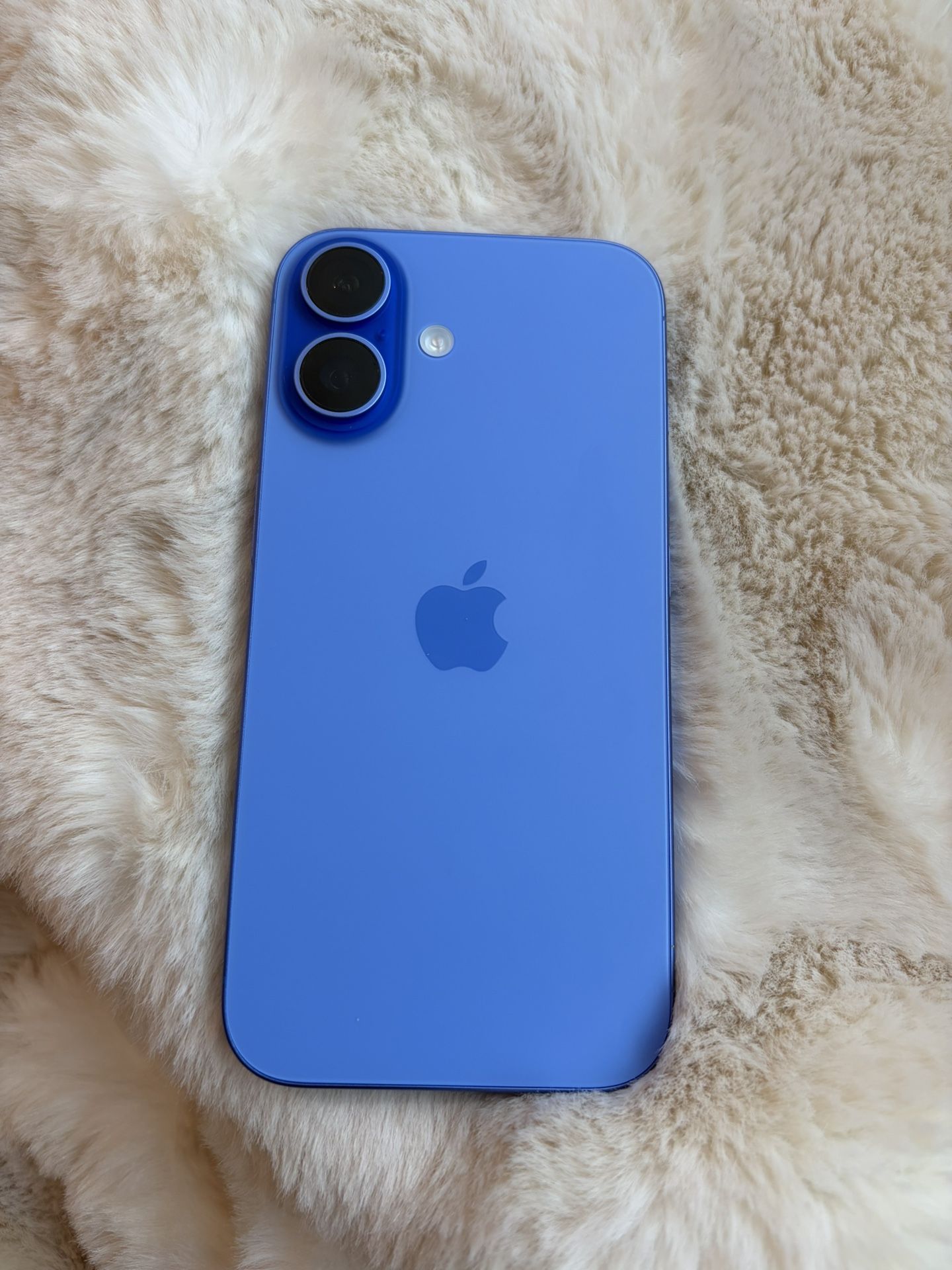 iPhone 16, 256gb, Unlocked, Ultramarine