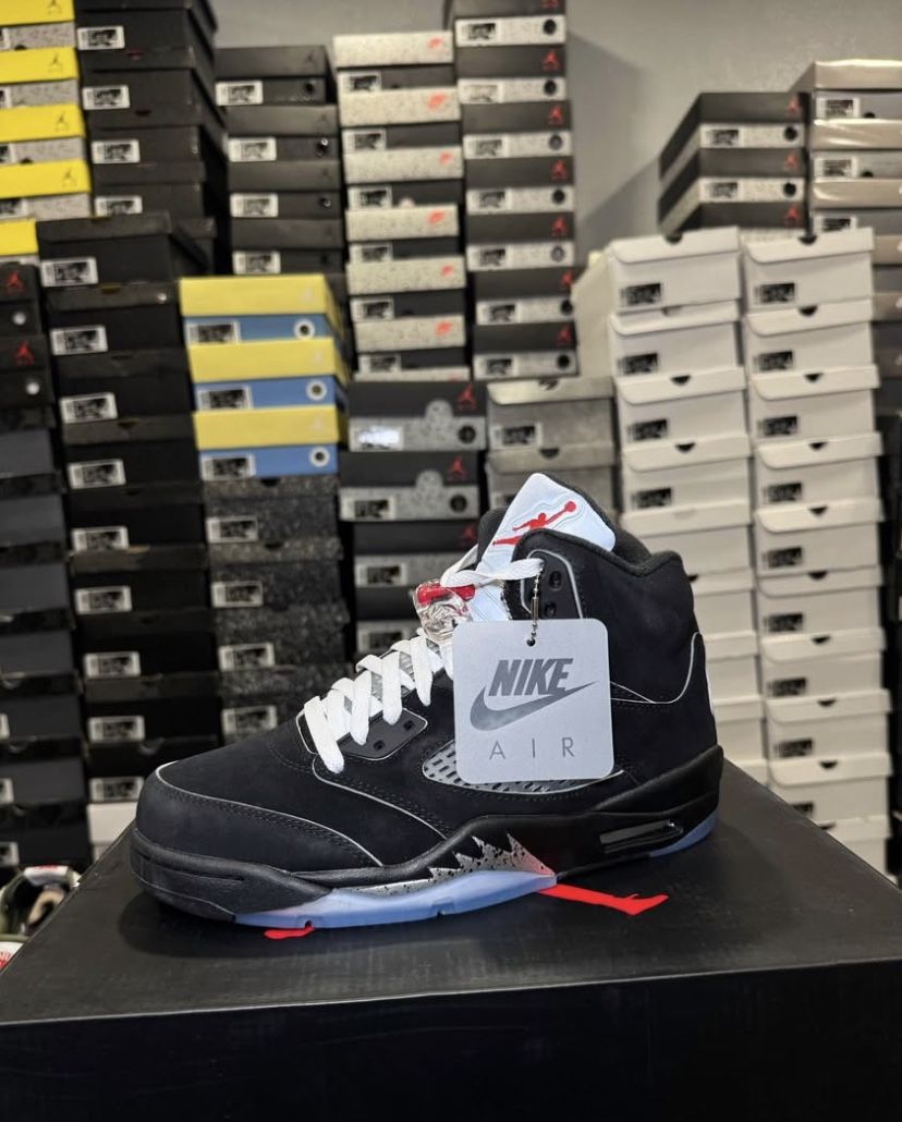 Air Jordan 5 Metallic