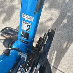 Giant Road Bike 