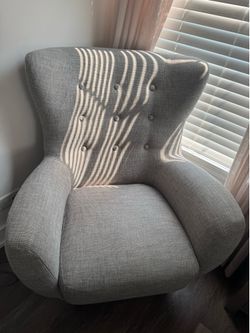 Article accent chair