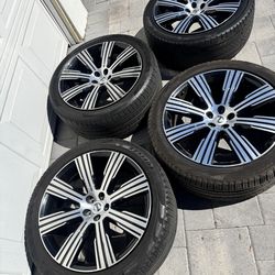 Whiles and tires 21’